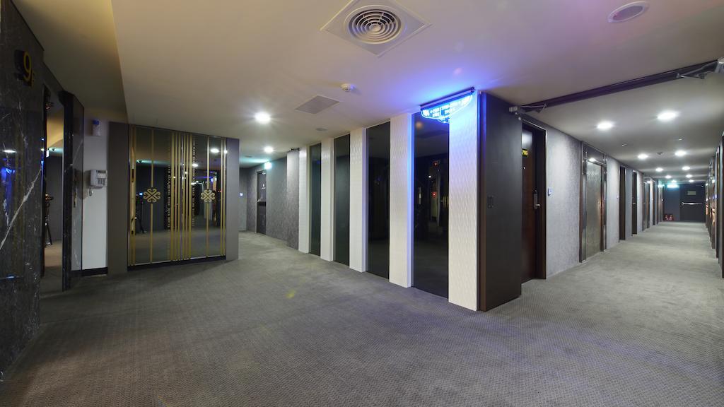 Harmonious Hotel Kaohsiung Exterior photo