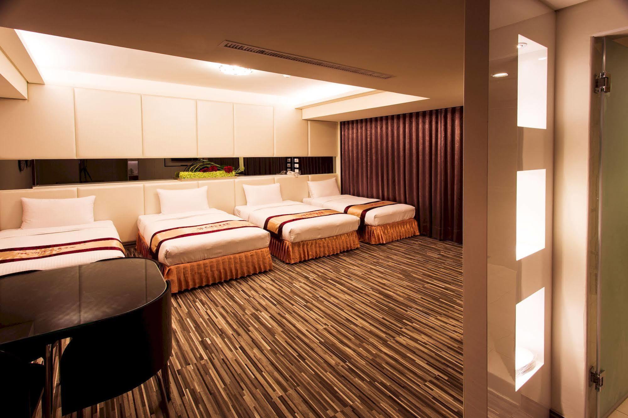 Harmonious Hotel Kaohsiung Exterior photo