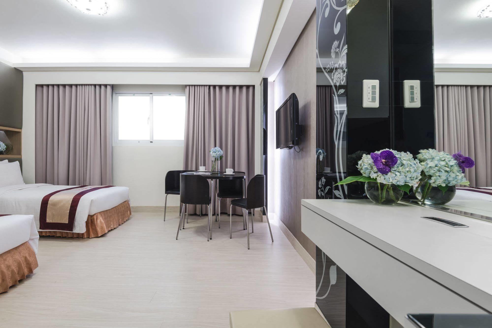 Harmonious Hotel Kaohsiung Exterior photo