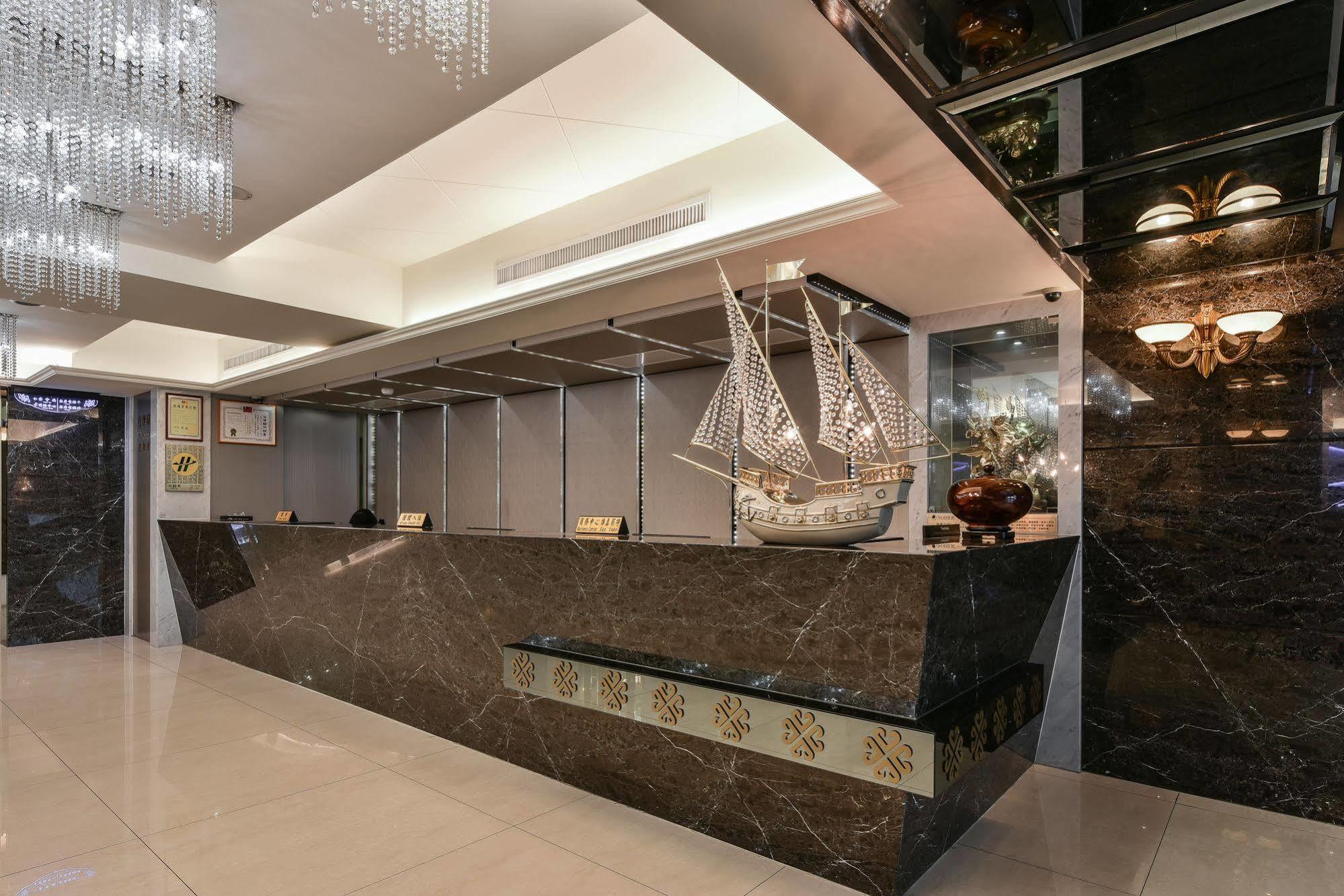 Harmonious Hotel Kaohsiung Exterior photo